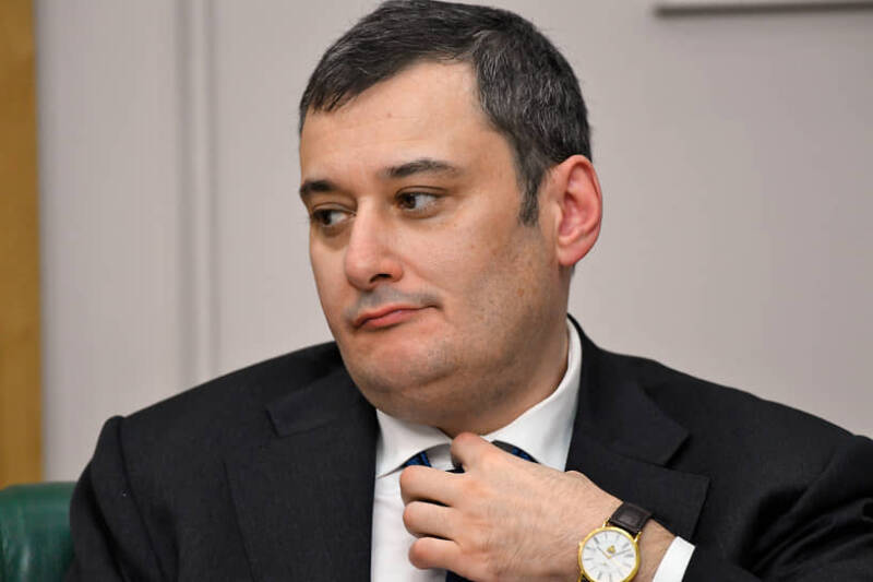 Спецы труда и&nbsp;обороны